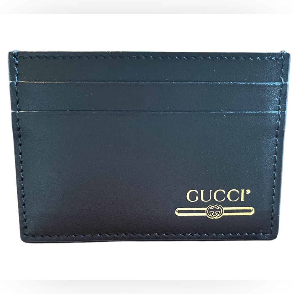 NWOT Gucci black leather card case with free COA 🤩